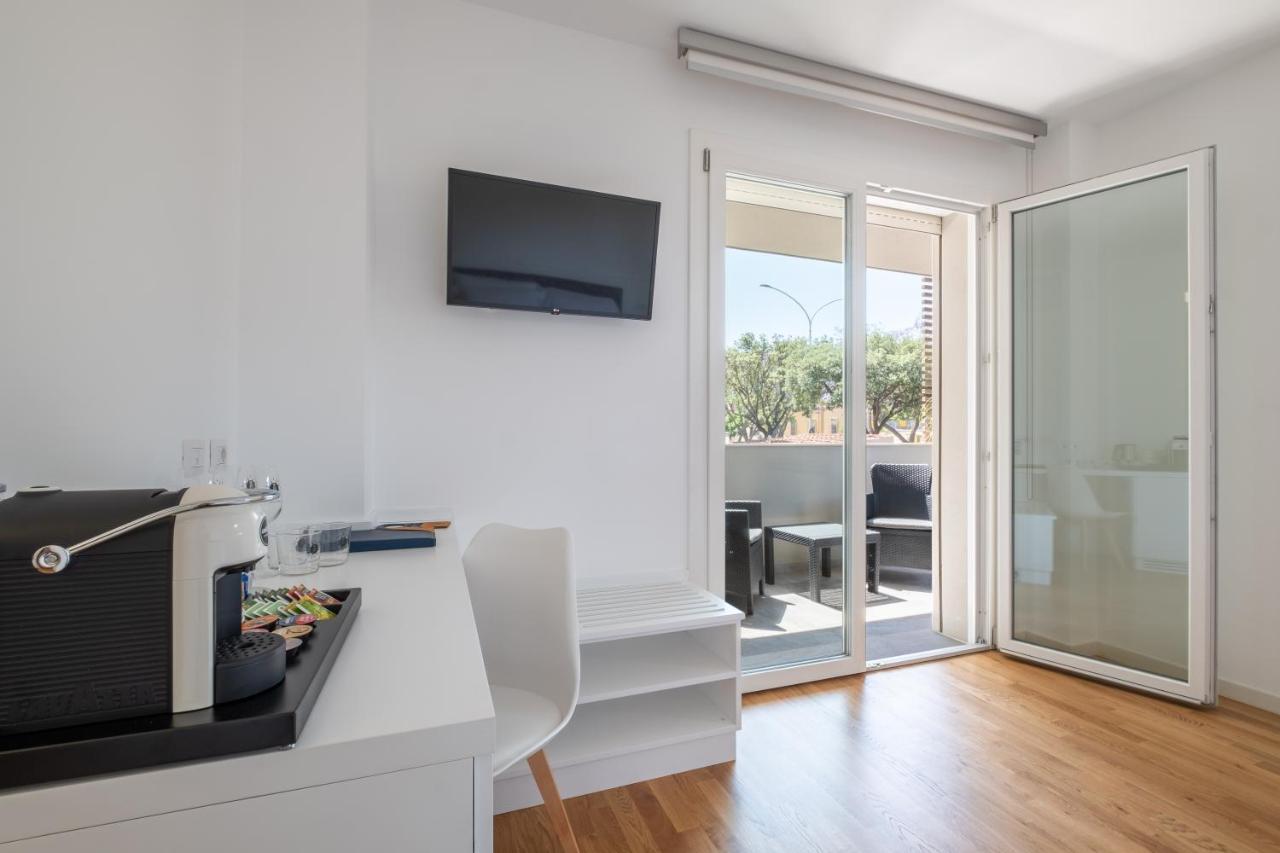 Helios Guest House 卡利亚里 外观 照片